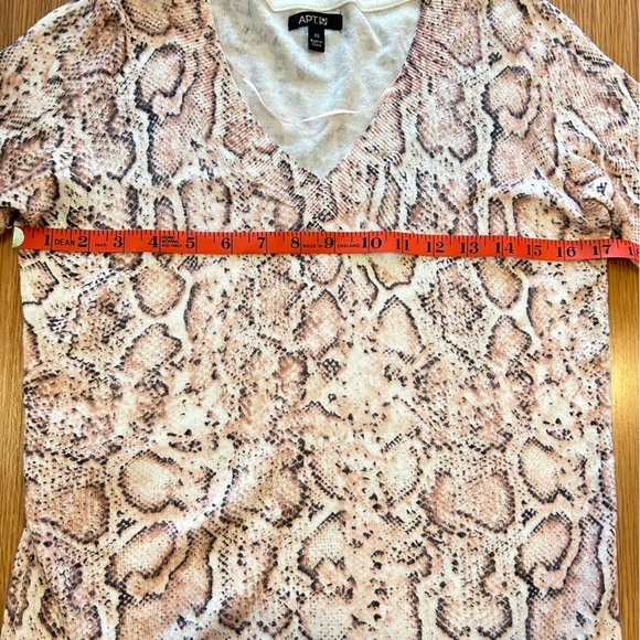 Apt. 9 Snake Skin Light Knit Sweater Pink - XS - Picture 9 of 10